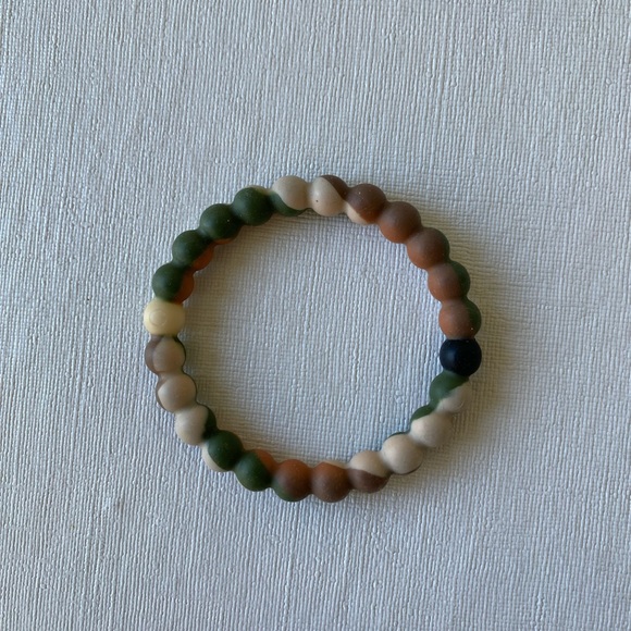 Wildlife Lokai Bracelet Size Small - Picture 2 of 2